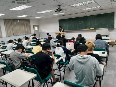114-2華語文聽說讀寫整合班/華語文中高級加強班圖片