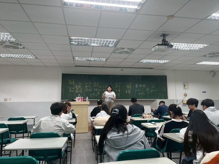 114-2華語文聽說讀寫整合班/華語文中高級加強班圖片
